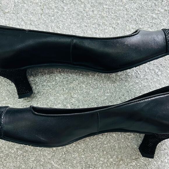 Vaneli Cap-Toe Black Kitten Heels - Picture 4 of 6